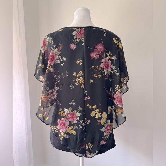 Naïf Black Floral Print Sheer Overlay Blouse w/ Built-In Tank Top - Picture 4 of 6